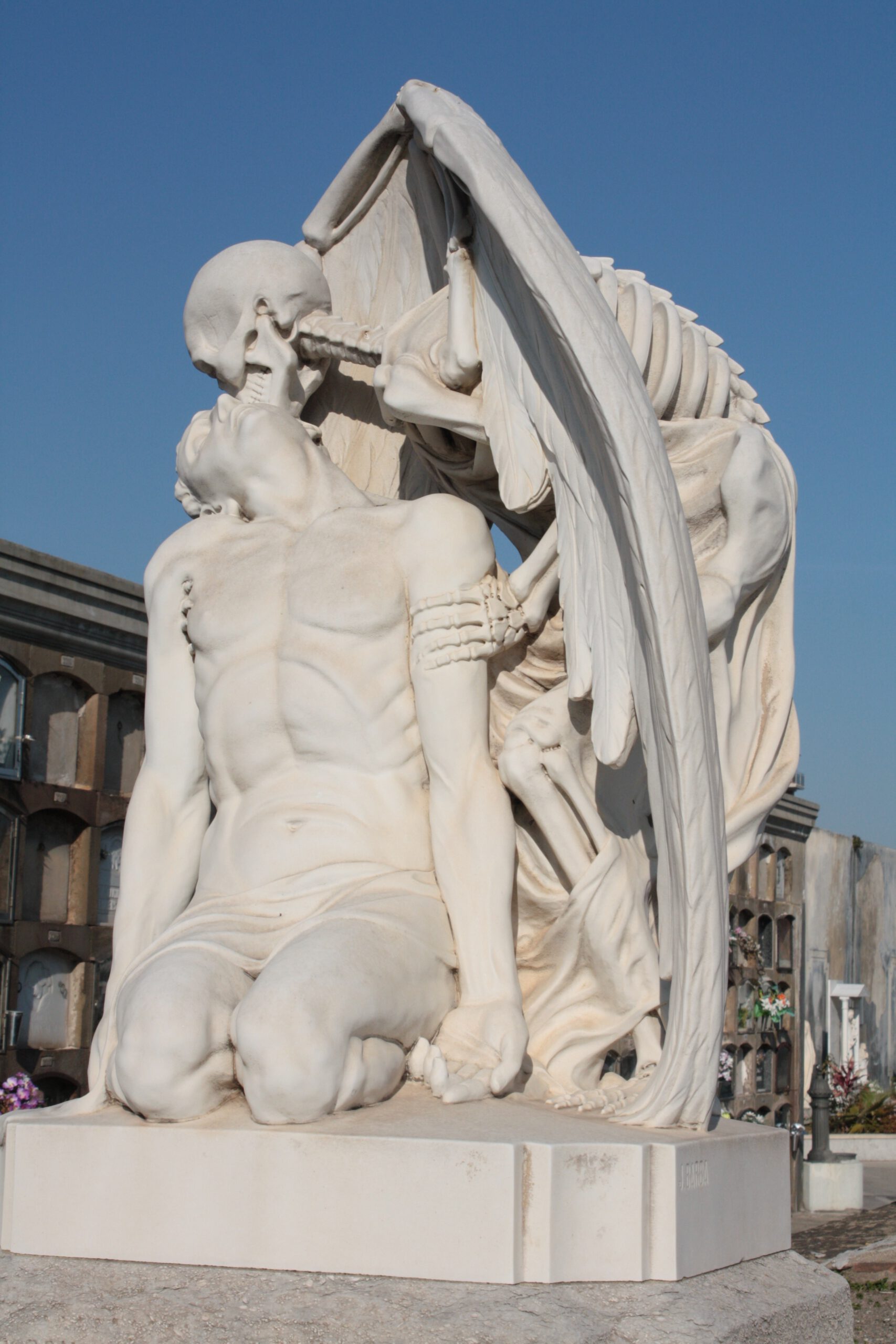 Stone Marble Sculpture – Carved Stone.The Kiss of Death Sculpture